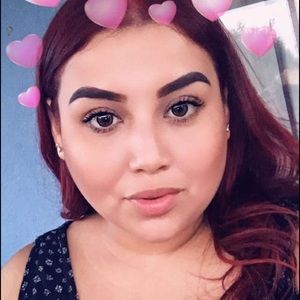 Meet your Posher, Deena