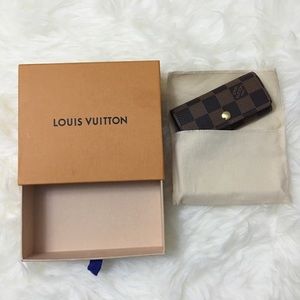 Louis Vuitton key holder N62631