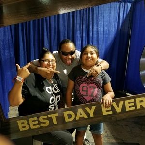 Meet your Posher, Sonya