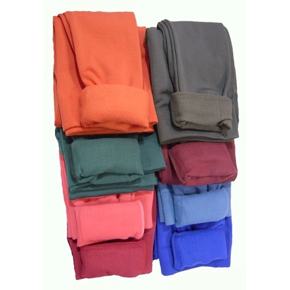 High Waisted Fleece Leggings - Picture 3 of 4