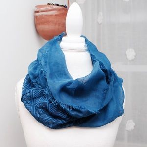 American Eagle Outfitters Lace Scarf