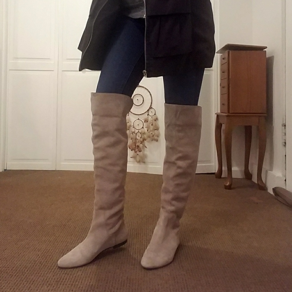 Gianni Bini Knee High Gray Suede Boots