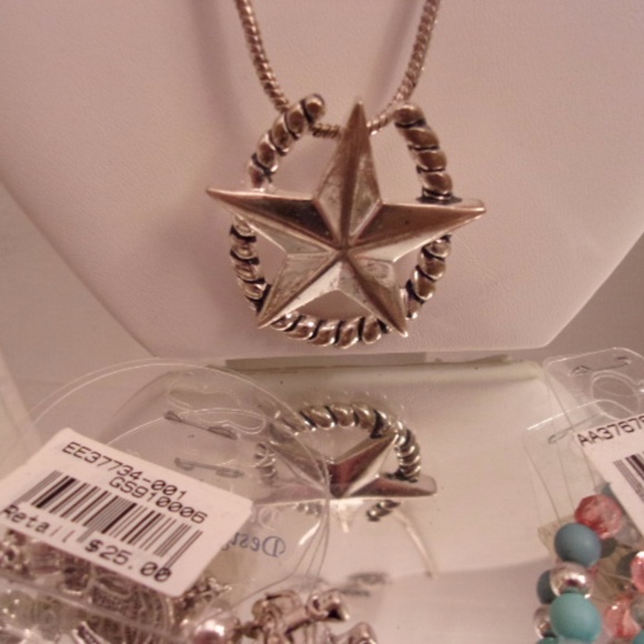 NWT TAMINA BY STELLA COWBOY/TEXAS NECKLACE ETC - Picture 4 of 8