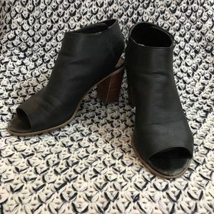 Steve Madden Nonstp Booties - Black Leather