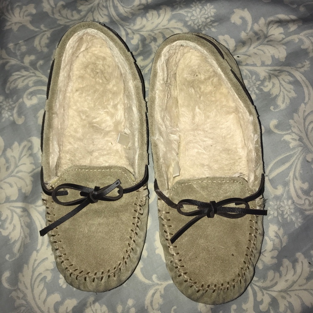 Used shoes size 7