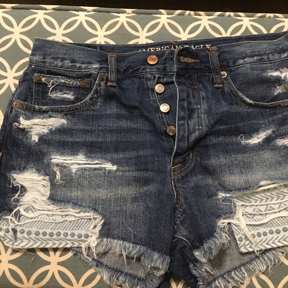 NWOT AE High Rise Festival Shorts