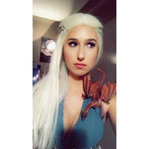 Mother of Dragons (Khaleesi costume) +wig