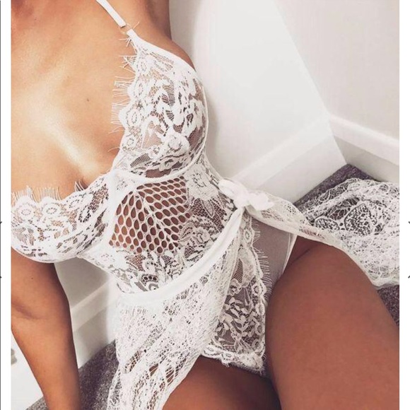 Lace bodysuit - Picture 2 of 2