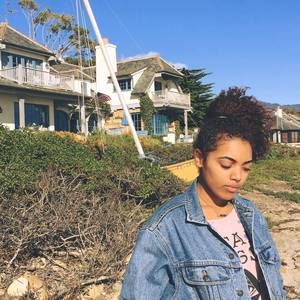 Meet your Posher, Ariana