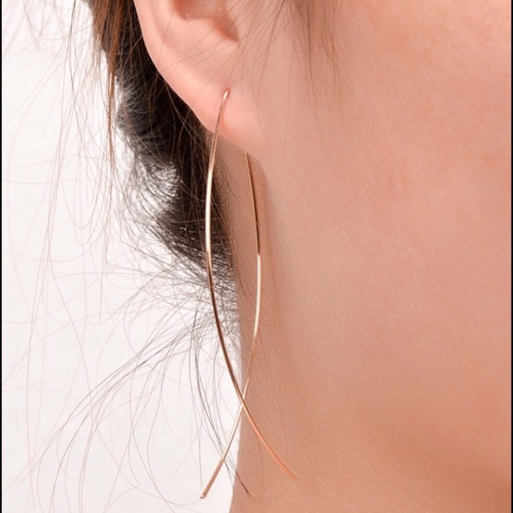 LAST PAIR!! Gold Minimalist Threader Earrings