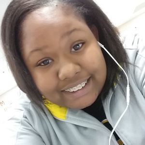 Meet your Posher, Clarissa