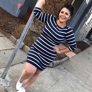 Aura Navy dress