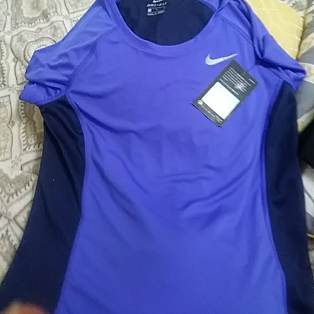 Nike Dri Fit Capri - Picture 5 of 7