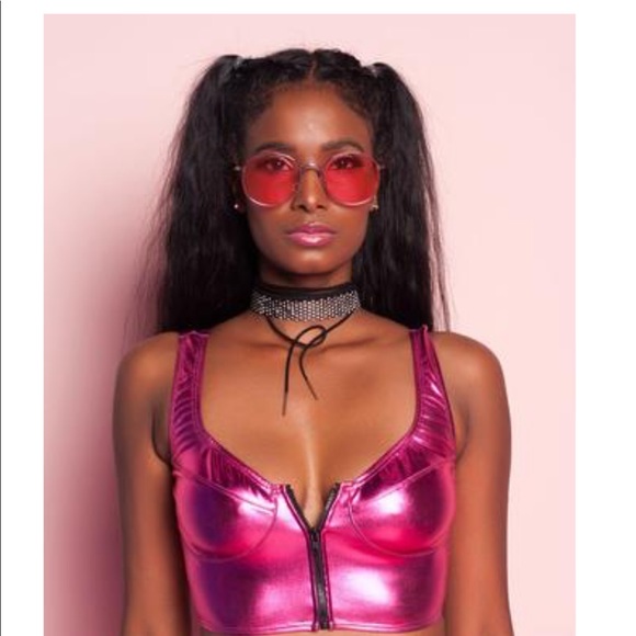 Pink - Picture 4 of 4