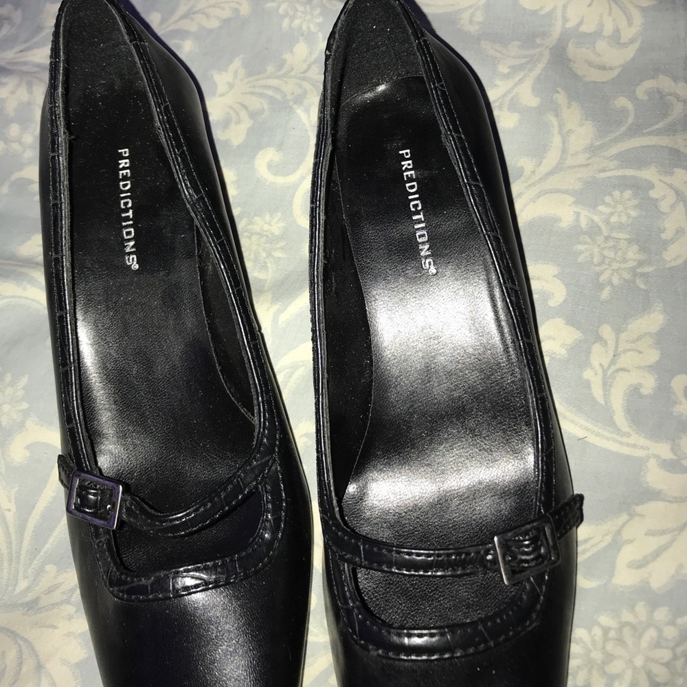 Black heels size five