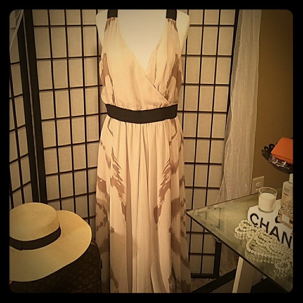 Gorgeous maxi dress