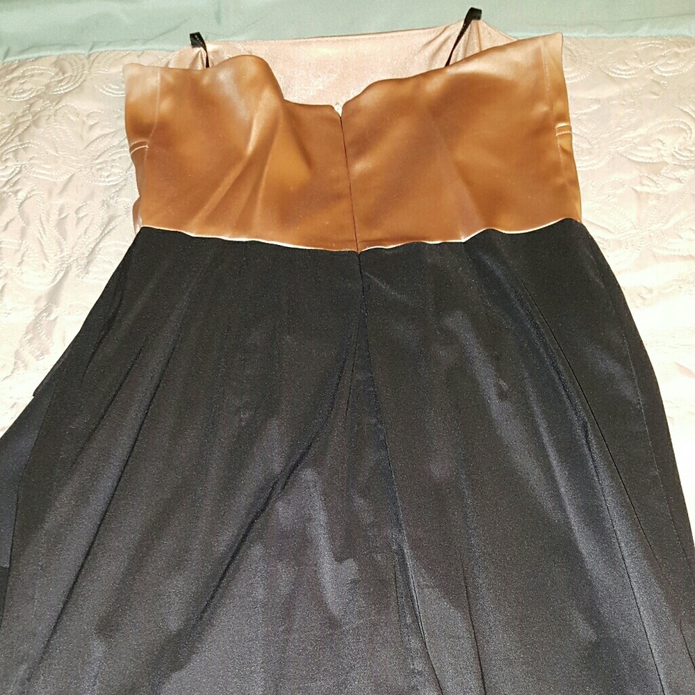 Beautiful strapless two-toned cocktail dress