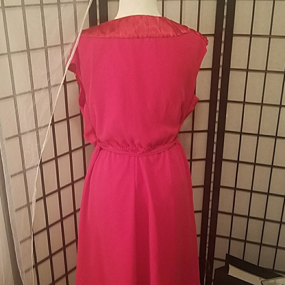 Dress - Picture 2 of 2