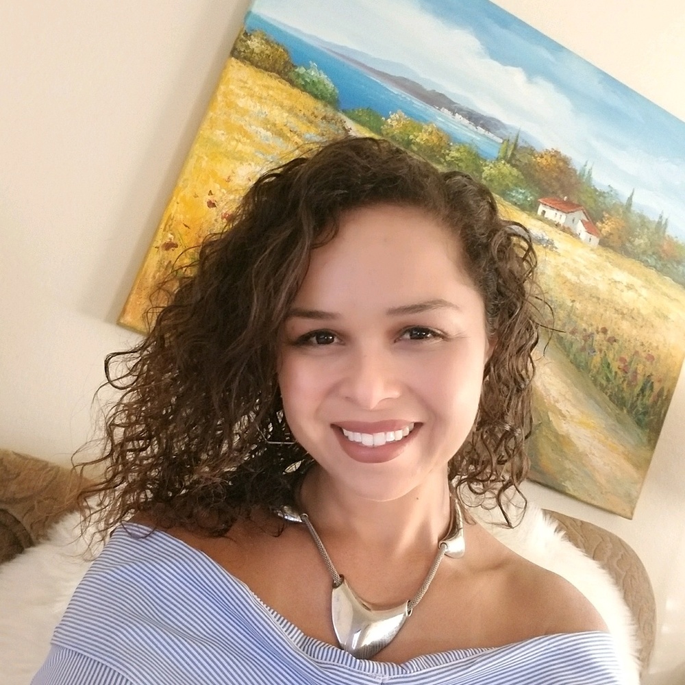 Meet your Posher, Lucy