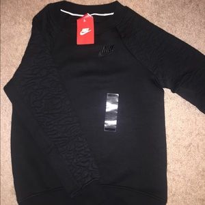 Nike Pullover Sweater