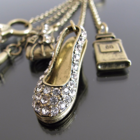 NEW Antique Bronze Looking Ladies Fashion Keychain - Picture 2 of 5