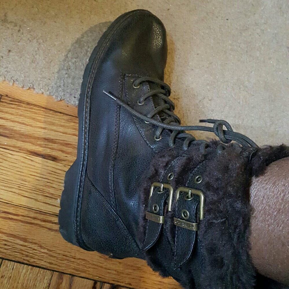 Roca wear brown combat boots