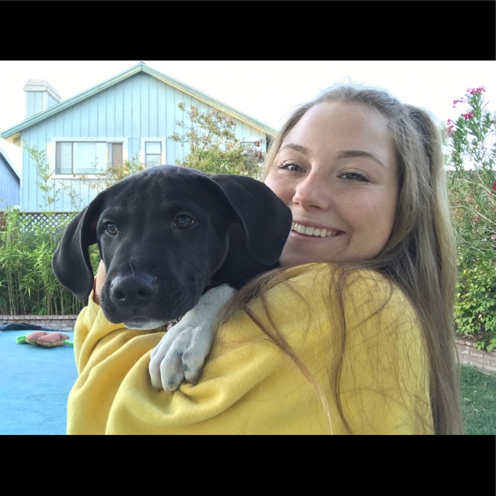 Meet your Posher, Leona