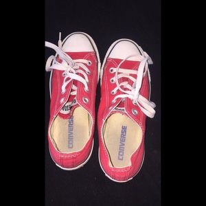 Red converse