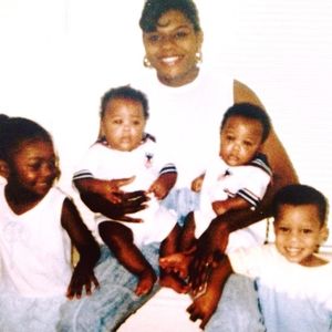 Meet your Posher, Nora