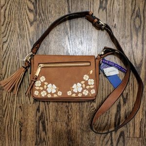 NWT Francesca's Embroidered crossbody clutch
