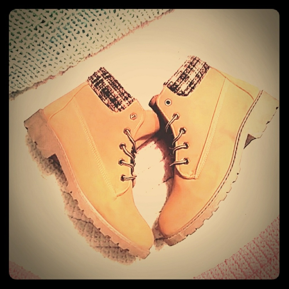 Tan boots