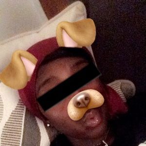 Meet your Posher, Laylaa