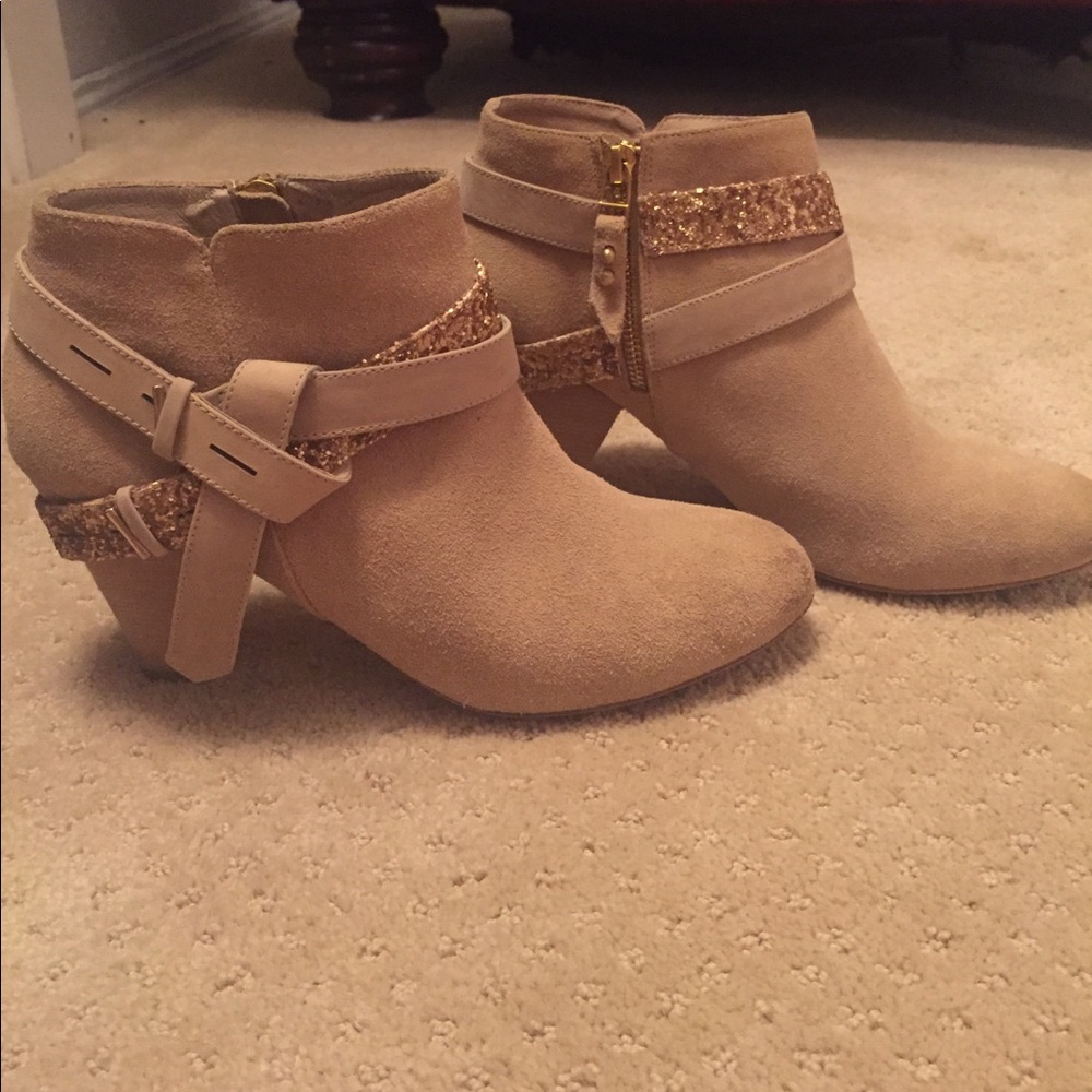 Fabulous Anthropologie boots Matt Bernson. Size 8