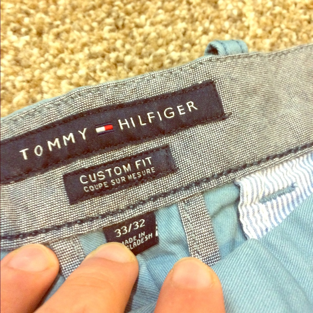 Tommy Hilfiger khakis - Picture 1 of 3