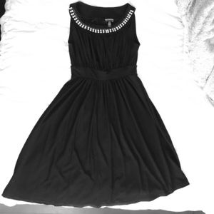 Black Sleeveless Dress
