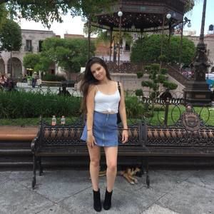 Meet your Posher, Natalie