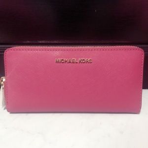 Brand NWT MK Lipstick Lg Continental Wallet