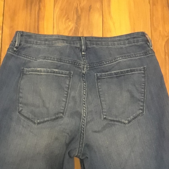 William rast crop flared jeans - Picture 2 of 4