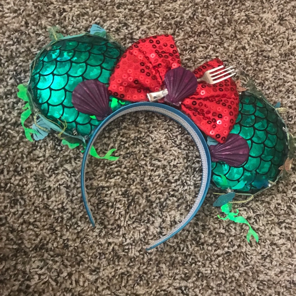 LIGHT UP!! Light works! Custom Disney ears-Ariel