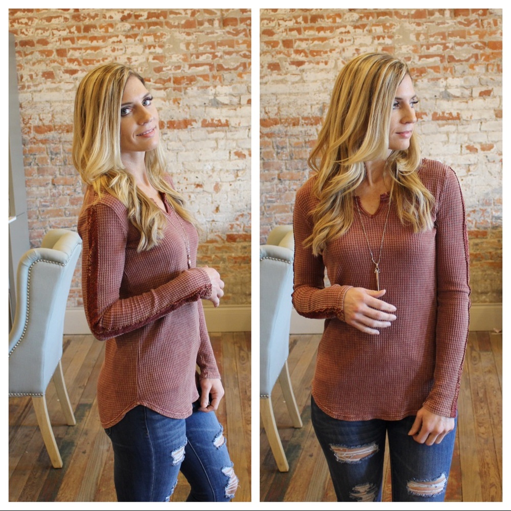 ✨LAST✨Burgundy wash dye detail sleeve thermal  top - Picture 3 of 4