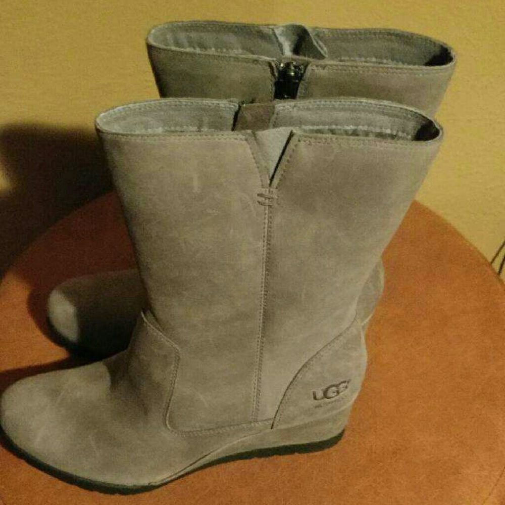 BNWT UGG PURE WATERPROOF BOOTS 9