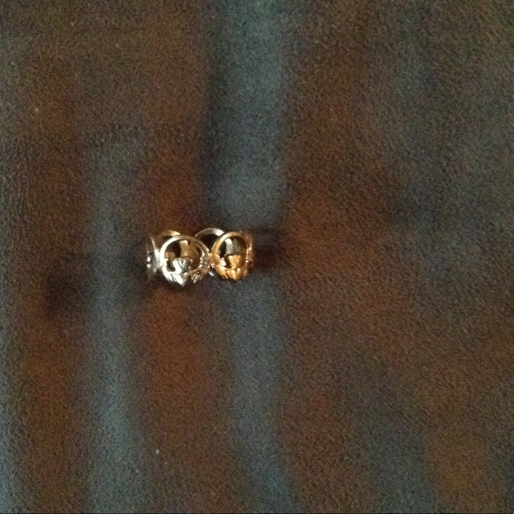 9k yellow gold Claddagh ring—ON HOLD