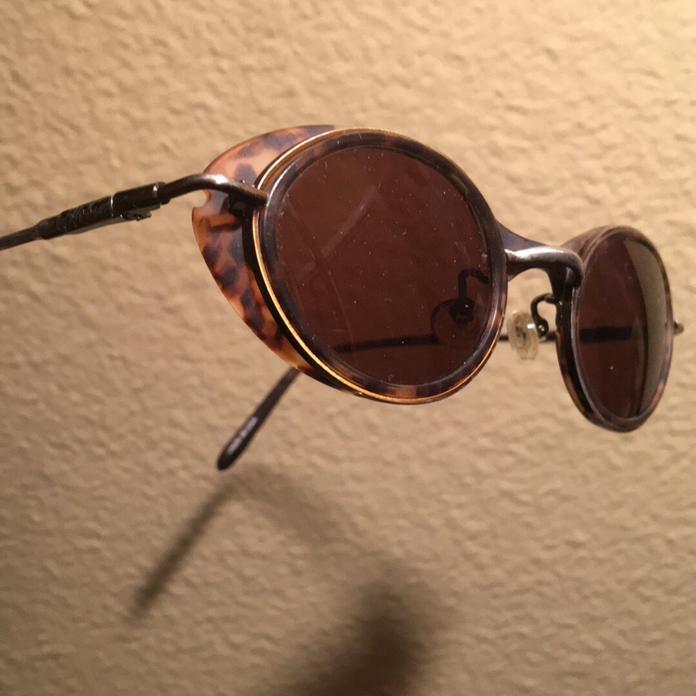 Hobie Polarized Sunglasses for Women (small)