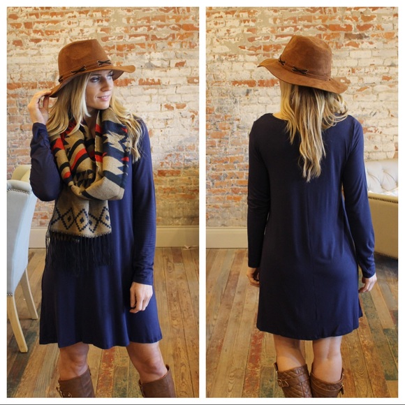 ✨LAST✨Navy long sleeve dress - Picture 2 of 2