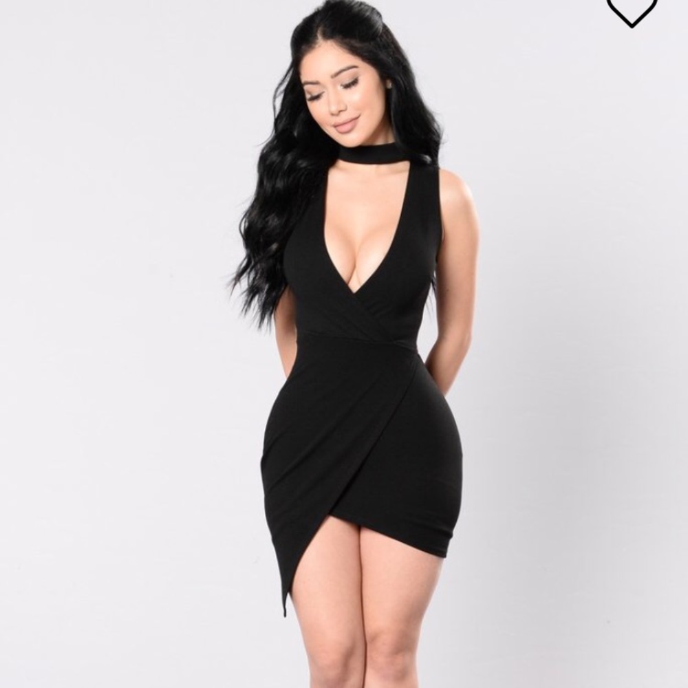 Choker bodycon dress