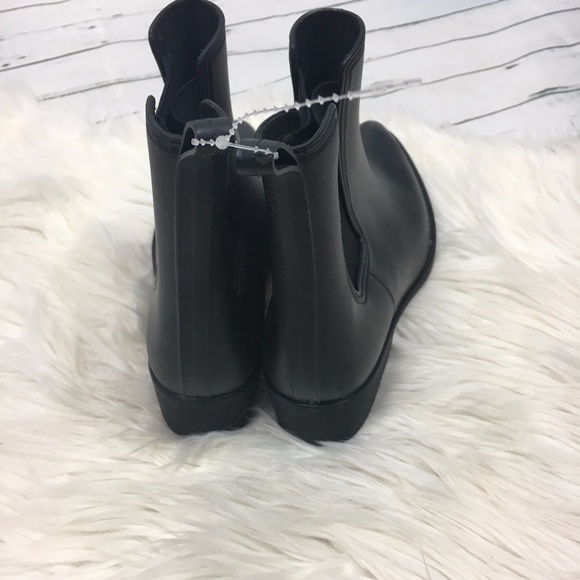 NEW Urban Outfitters Dora Black rainboots - Picture 5 of 8