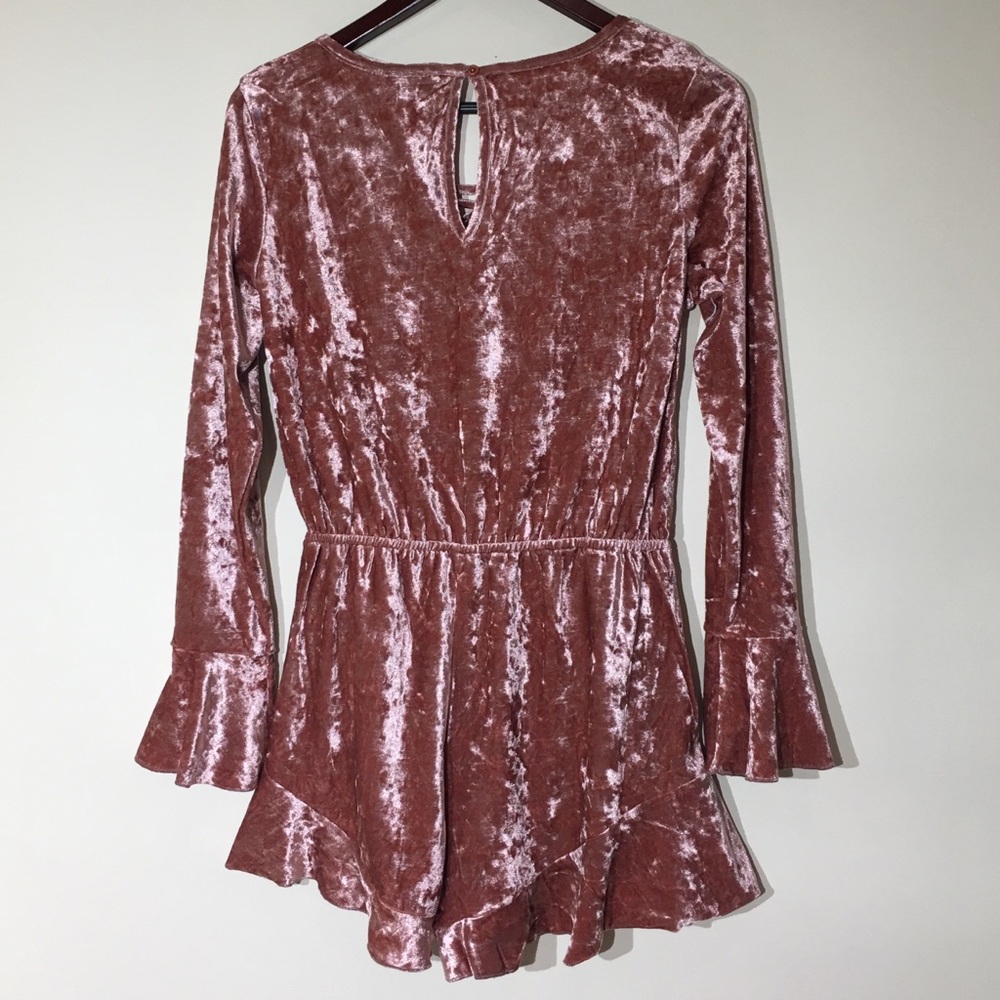 Deep Pink Velvet Romper NWT - Picture 4 of 6