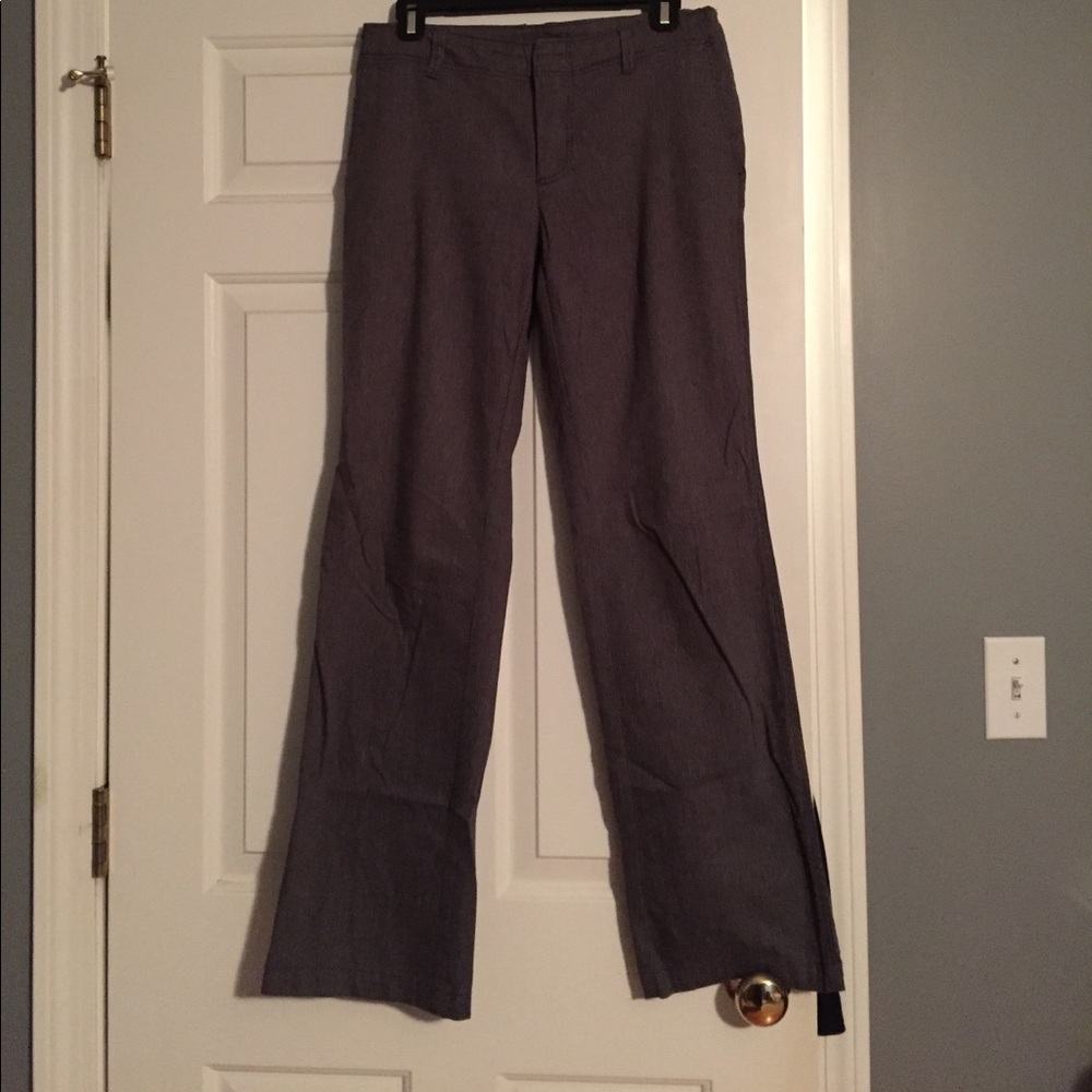 Gap-Gray dress pants. Size 4A.