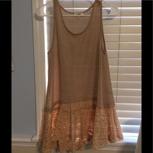 Barely Worn Umgee shirt!