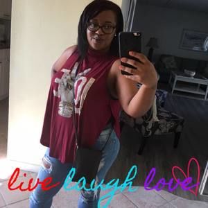Meet your Posher, Latasha
